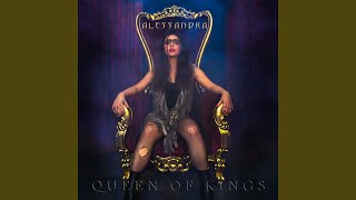 Kadr z teledysku Queen of Kings tekst piosenki Alessandra Mele