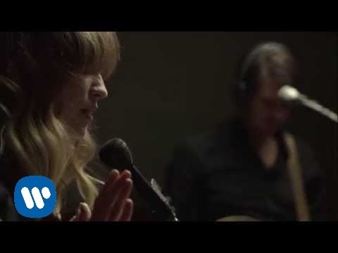 Mary Komasa - Point of No Return [Live Session]