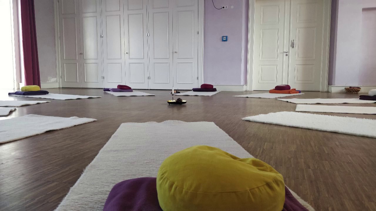 Geführte Tiefenentspannung Yoga Nidra - Entspannung und Erholung