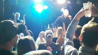 Ruudolf & Karri Koira - Ne kutsuu mua Koiraks (Live 9.9.2016)