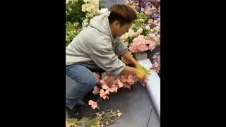 How to make an artificial flower rows, DIY flower arrangements, artificial rose hydrangea
