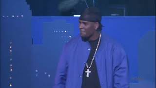 R Kelly - We Thuggin (Live)