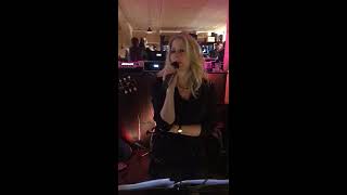 Vivian`Thalie -Trio Band