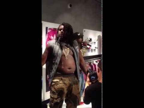 Fat Trel and Tabi Bonney performing TOHL live in the hometown!