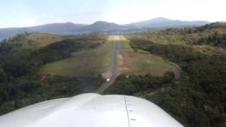 preview picture of video 'Cessna 182 Landing Stewart Island New Zealand'