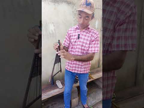 El Mago del Hilo y la Madera: Artesano Llanero Crea Chinchorros, Maracas y Alpargatas