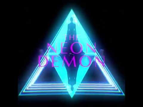 The Neon Demon (Motion Poster)