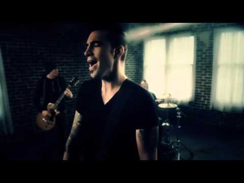 Videoclip de Easy to Love You — Theory of a Deadman