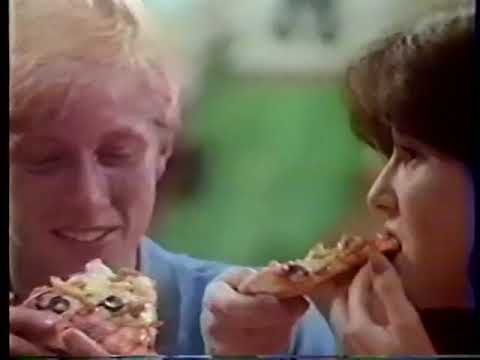Showbiz Pizza Place Share The Fun Commercial (1983)