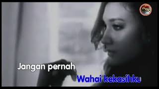 Download lagu Karaoke TERLANJUR CINTA  No Vokal  ST12 & SEMBILAN BAND mp3