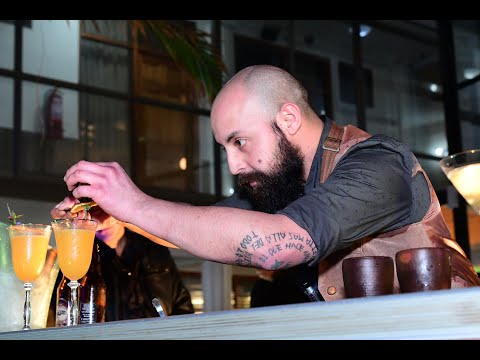 Un destacado Bartender en Antofagasta Un destacado Bartender en Antofagasta