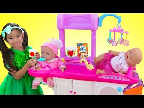 Emma Pretend Play Babysitting Cry Baby Dolls w/ Nursery Playset Girl Toys Video