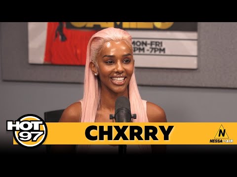 Chxrry’s Groupie Love Song, Signing to XO/The Weeknd