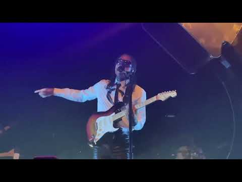 Steve Lacy - PRIDE. (Kendrick Lamar Cover) LIVE Vancouver 11.02.23