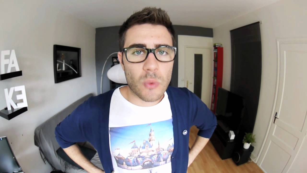 Cyprien - Critique "Sofiane - Dingue de toi" Nabilla thumbnail