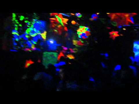 DAYMOLITION ----alienn day in trance via lactea