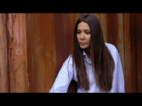 Nathalie fotograferas med sin nya look - She's got the look (TV4)