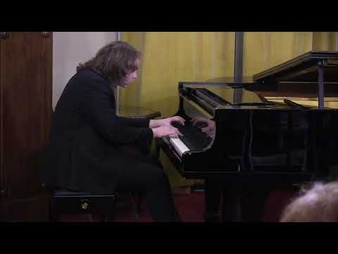 Concertul Masteranzilor - recital Stefan Buzdugan - pian