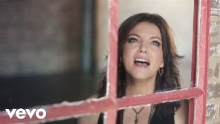 Martina McBride - Just Around The Corner