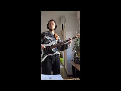 La Tremarella Persiana Jones Bass Cover