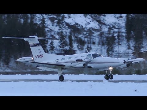 Piper PA-42-720 Cheyenne III Takeoff