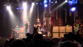 Eppu Normaali - Pimeyden tango &amp; Suomi-ilmiö (live @ Himos, 24.6.2015)