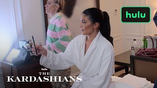 Hulu The Kardashians | Tallest Person in the Room