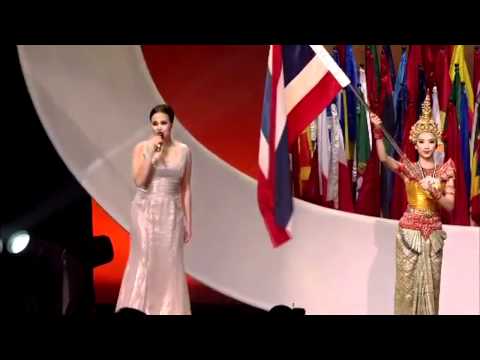 Thai National Anthem by Tata Young 06.05.12