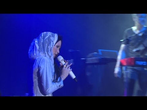 Tarja Turunen - 06.I Walk Alone (Act 1 DVD)