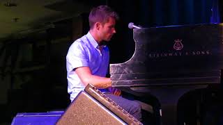 Jon McLaughlin performs &quot;Anthem for American Teenagers&quot; in Boston on 15th April 2017