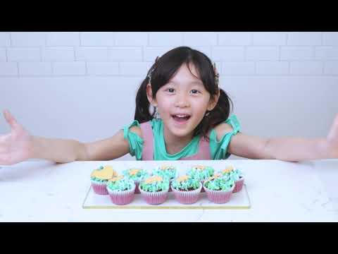 How To Frost Cupcake The Easiest Way with Liesl (Beginner)