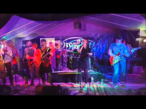 Drop it! Coverband & Friends - Serious Request 2015 Aftermovie