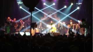 Bear Creek 2012: Sharon Jones & The Dap Kings "100 Days" Purple Hat Stage 11-9-2012