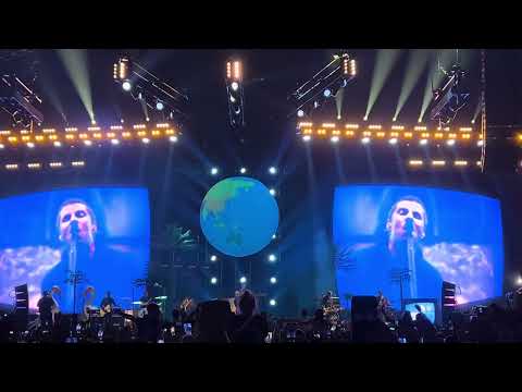 Liam Gallagher ‘Slide Away’ live @ Definitely Maybe Tour Sheffield Arena 1/6/24