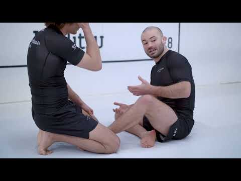 No Gi Fundamental Butterfly Sweep - Ross Nicholls