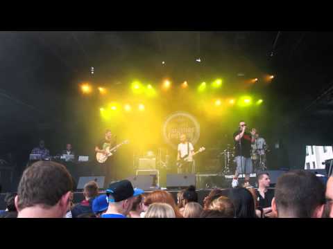 DAFUNIKS feat. ELIAS - Hello, I love you - Live @ Brussels Summer Festival - August, 14th 2012