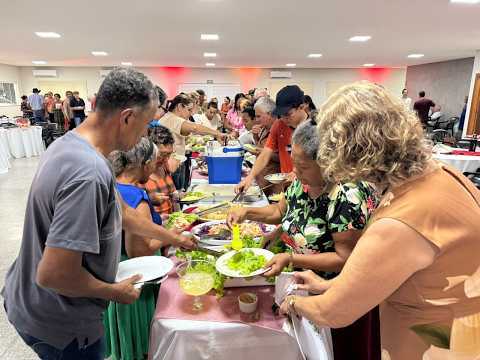 Imagem - Churrascada comemora o dia do Idoso em Vera