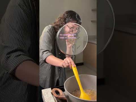 TENHO MEDO DE RECEITA COM ÓLEO | Fritura? To fora! #humor #cozinha #vidareal #memes