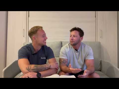 Spain vs USA 🇪🇸🇺🇸 | What We Expected vs What Surprised Us After 1 Month Abroad