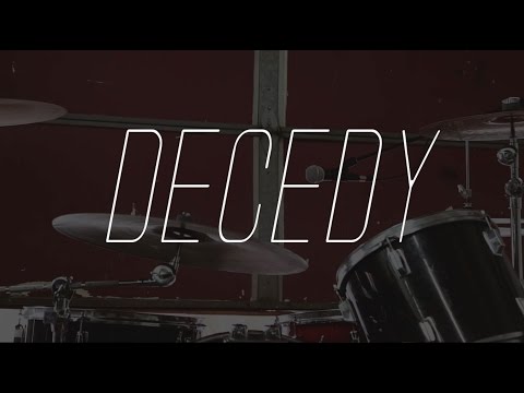 Decedy - She Looks Good (T-Shirt Song) (Official Music Video)