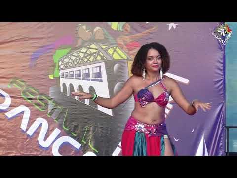 Bruna Hazine de São Francisco do Conde no 7° Festival Dança Cachoeira