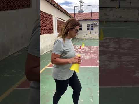 Atividade de Educação Física realizada no Colégio Municipal Casemiro de Abreu, Rj