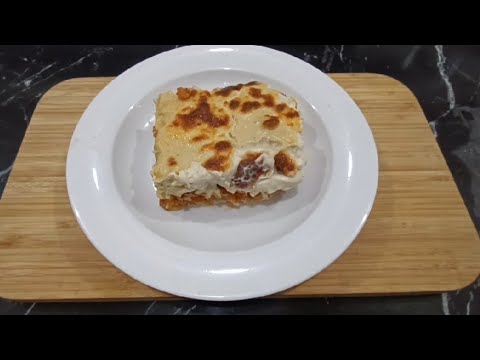 Creamy Baked Pasta with Béchamel Sauce 🍝🧀 | Easy & Delicious Recipe!