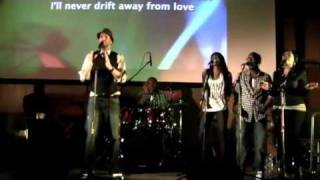 Drift Away LIVE - Alex Williams feat. Enyaphace
