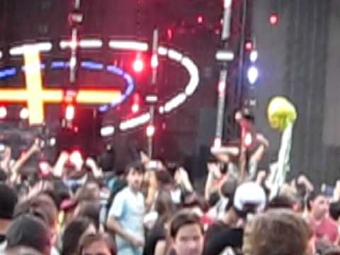 Justice - Audio, Video, Disco (Played by Busy P)