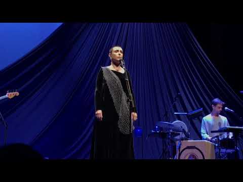 Videoclip de Era Pra Ser (Ao Vivo) — Adriana Calcanhotto