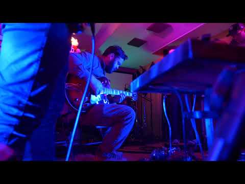 Atikas Arras - Live at Daywrecker Studios Xmas 2018 - "Paper Plate"