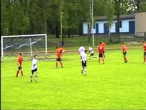 Victoria Ostrzeszów-Dąbroczanka Pępowo 1:1 (IV LIGA)