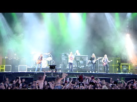 Deep Purple - Smoke On The Water (Live in Wacken, feat. Uli Jon Roth)