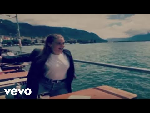 
    Maggie Rogers - Split Stones
  